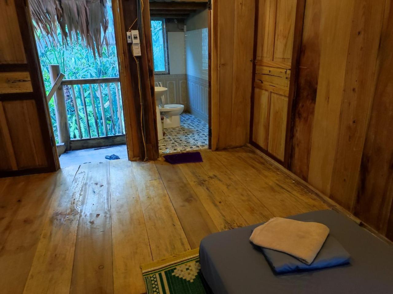 Lepont Mu Waterfall Bungalow Hòa Bình Eksteriør bilde