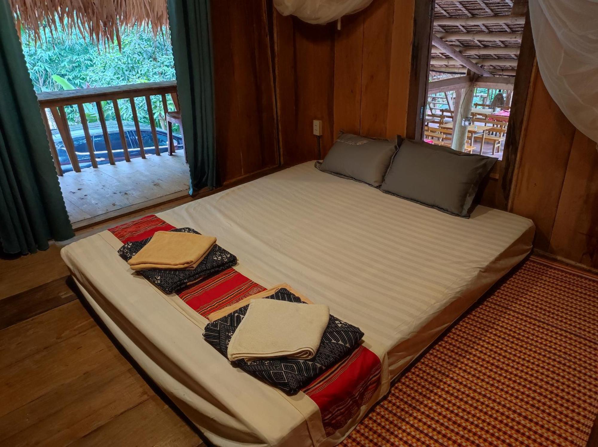 Lepont Mu Waterfall Bungalow Hòa Bình Eksteriør bilde