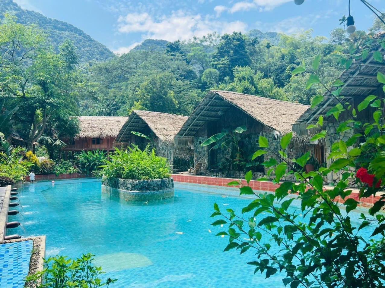 Lepont Mu Waterfall Bungalow Hòa Bình Eksteriør bilde